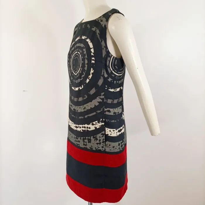 Robe trapèze Desigual noire, rouge et blanche - Taille 38 A433 - photo numéro 4