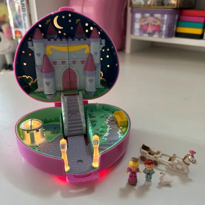 Polly pocket starlight castle complet