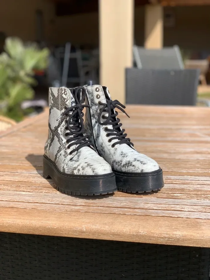 Boots Bronx en cuir blanc imprimé taille 37 - photo numéro 10