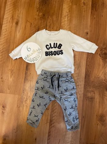 Ensemble pull et pantalon 6 mois
