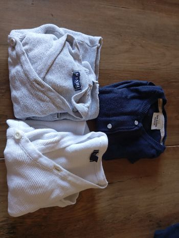 Lot gilet 3 mois