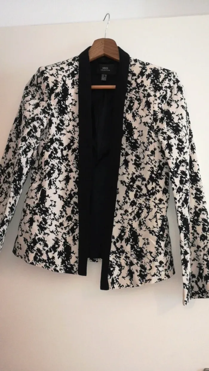 Blazer MNG collection  comme neuf - photo numéro 3