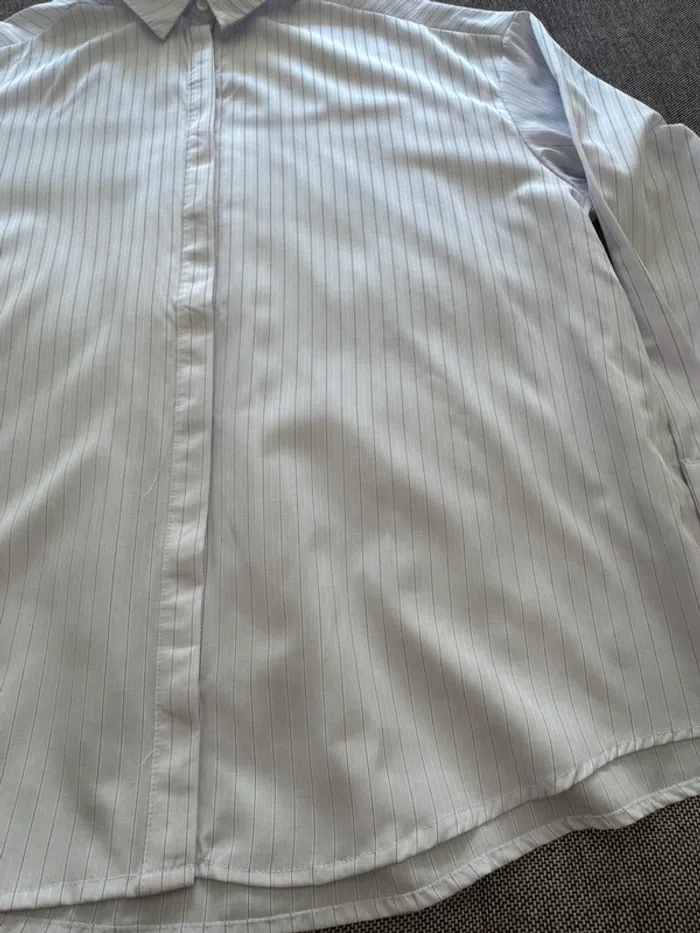 Boohoo – Chemise légère oversize blanche fines rayures – Taille 40 / UK 12 – Neuf - photo numéro 5