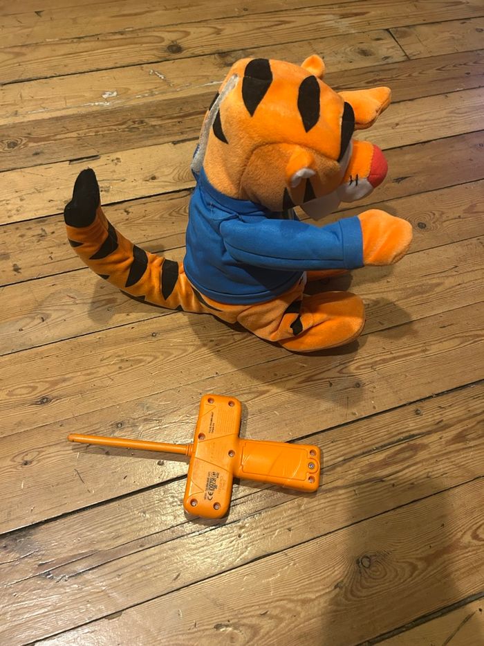 Tigrou super détective téléguidé Fisher Price - photo numéro 10