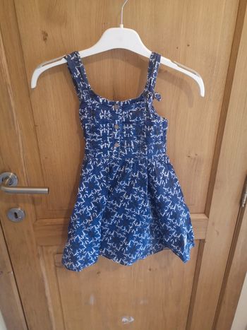 Robe fleurie en bleu et blanc à bretelles IKKS 6 ans