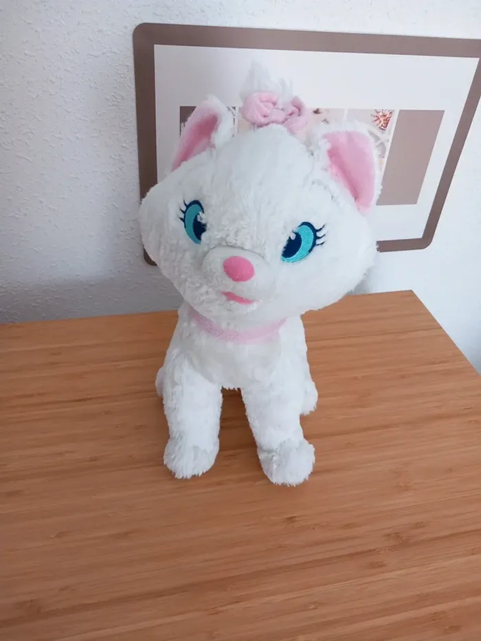 Peluche Marie 35cm Disney store