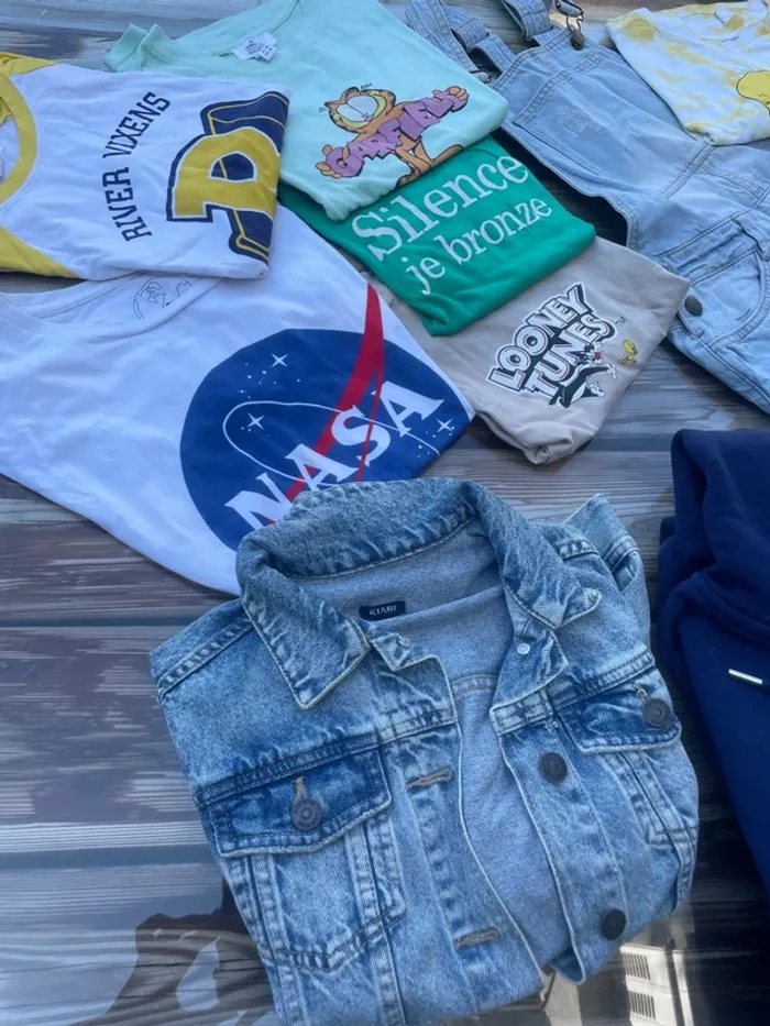 Lot vêtements hauts taille XS - photo numéro 2