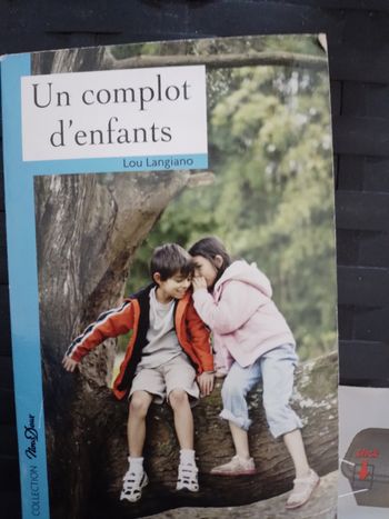 Livre nous deux un complot  d enfant