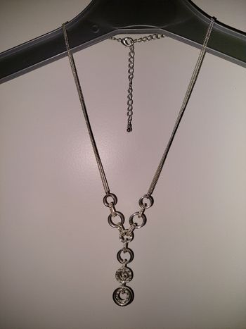Collier réglable Avon