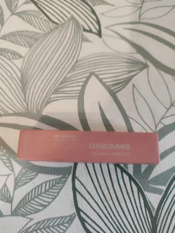 Glam by mehak gloss à levres rosewood 8ml valeur 14€  à utiliser 36 mois après ouverture