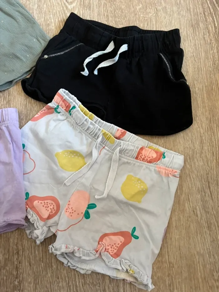 Shorts fille 4 ans - photo numéro 2