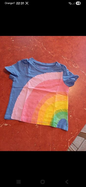 T.shirt fille taille 4 ans