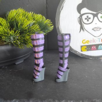 Monster High Doll Clawdeen Wolf First 1st Wave Basic 2009 Shoes Bottes Chaussure