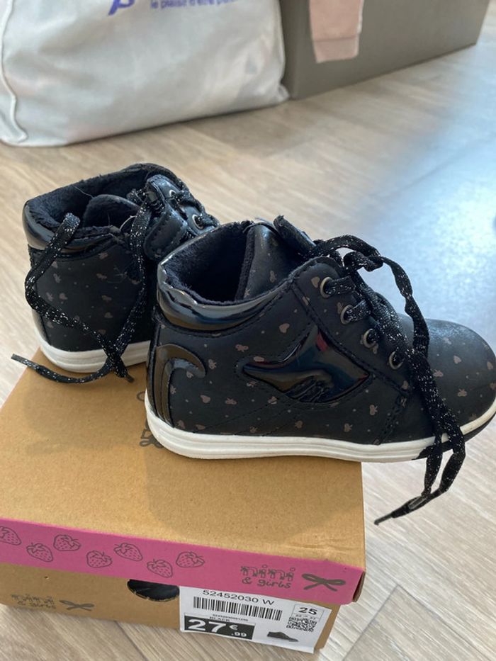 Baskets noires - photo numéro 4