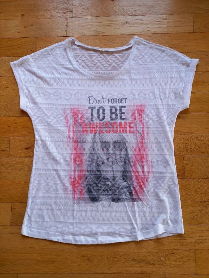 Tee-shirt blanc taille 38