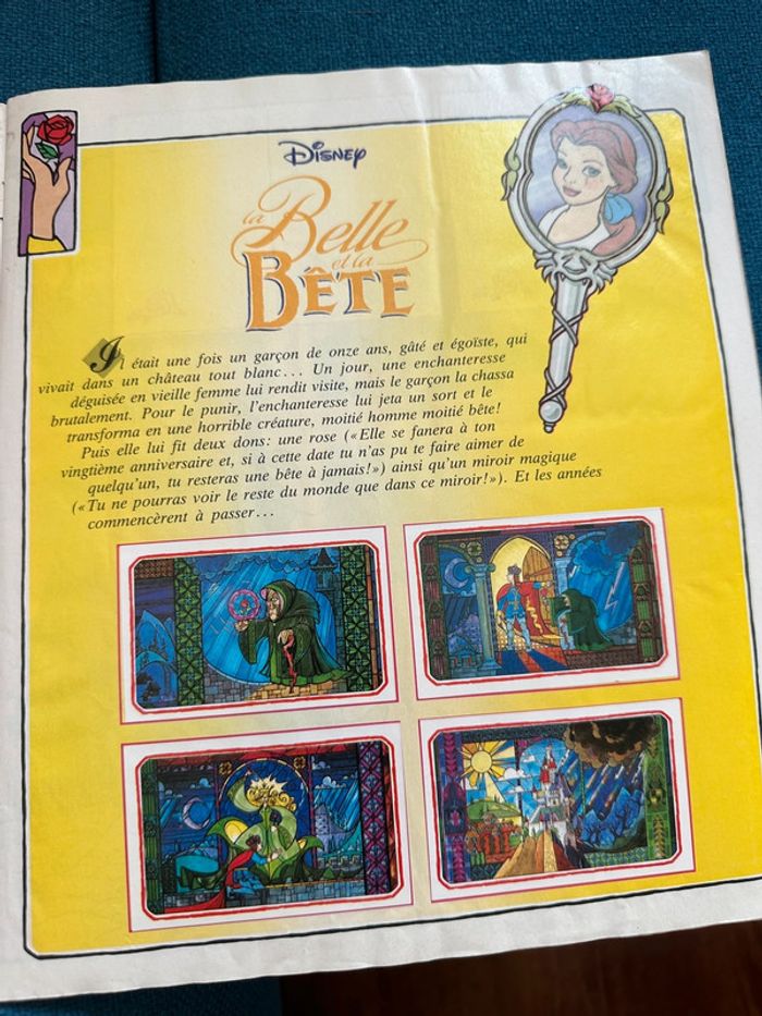 Album Panini stickers autocollants vignettes complet Disney La Belle et la Bête - photo numéro 4