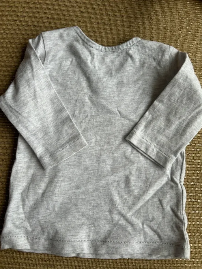 T-shirt taille 1-3 mois - photo numéro 4