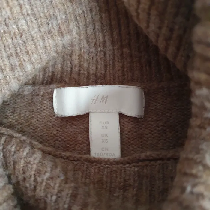 Pull col roule H et M - photo numéro 4