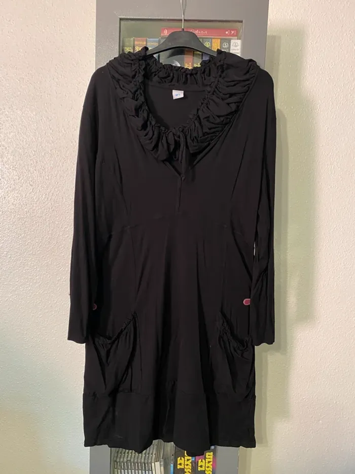 robe noir Msmode taille XL = 48