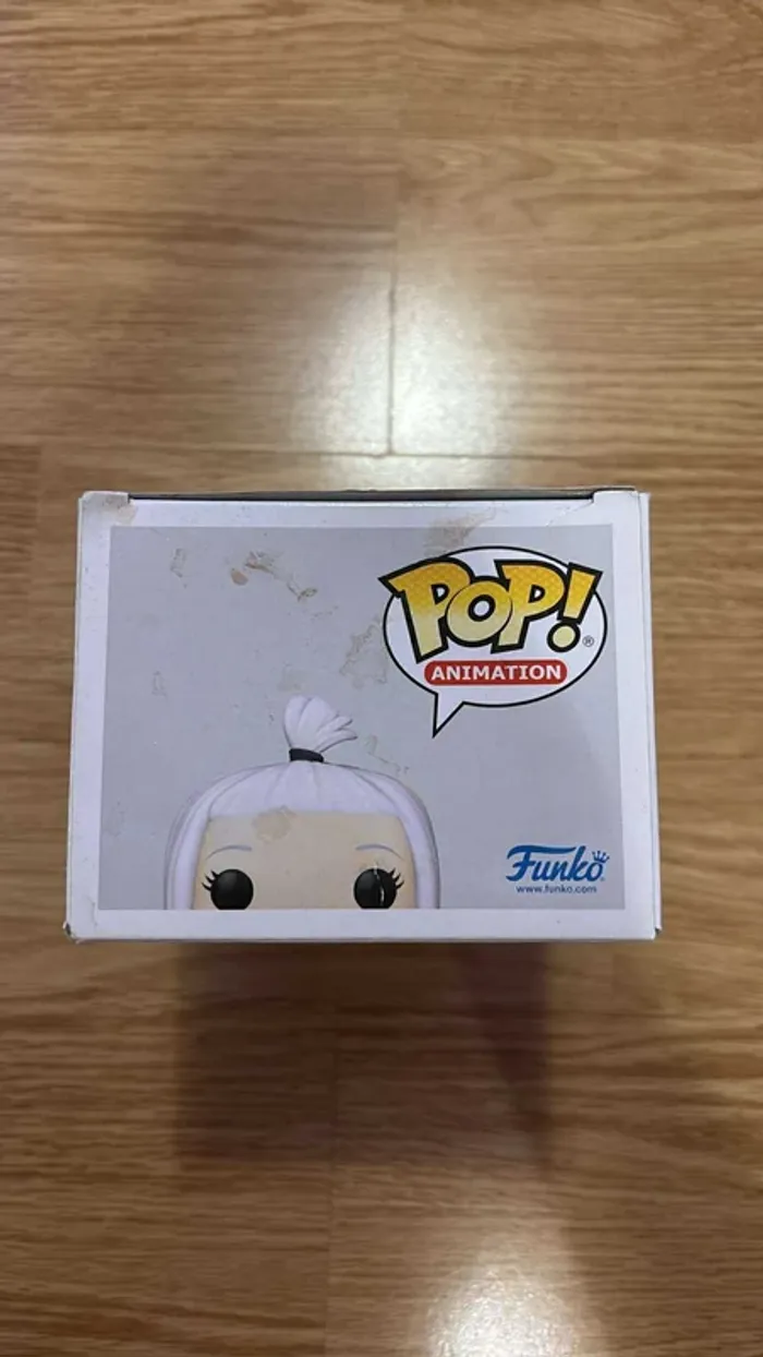 Funko Pop 1050 Fairy Tail Mirajane Strauss - photo numéro 5