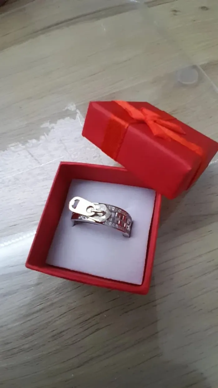 Bague fermeture éclair, couleur argentée, taille 60 - photo numéro 2