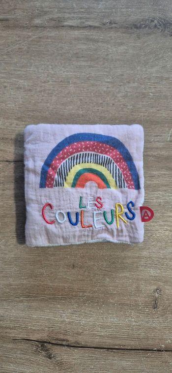Livre tissus en lange : Les couleurs