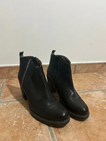 Bottines cuir noir