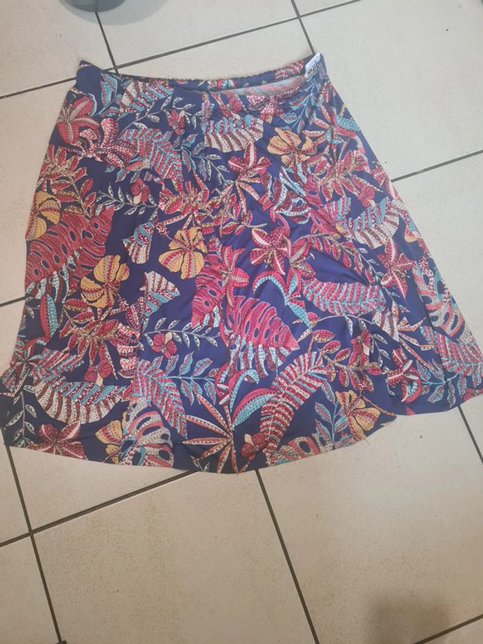 Jupe afibel neuve taille 50 52