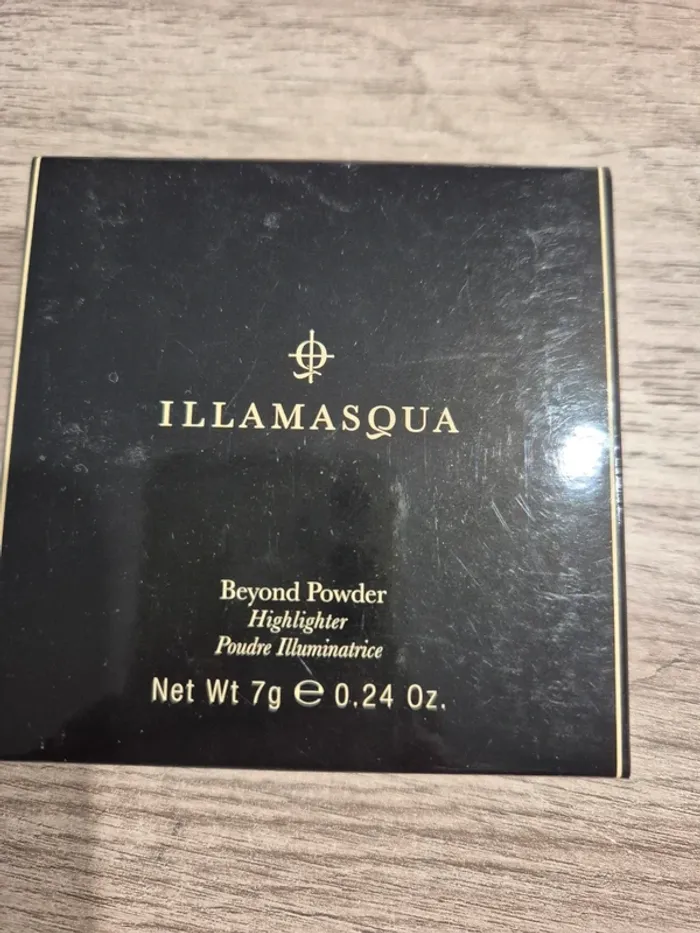 Beyond powder illamasqua