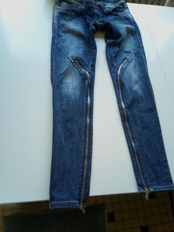 Jean  miss sixty taille 34 Neuf