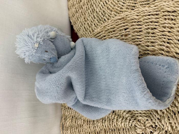 Doudou mouchoir hérisson TARTINE ET CHOCOLAT bleu