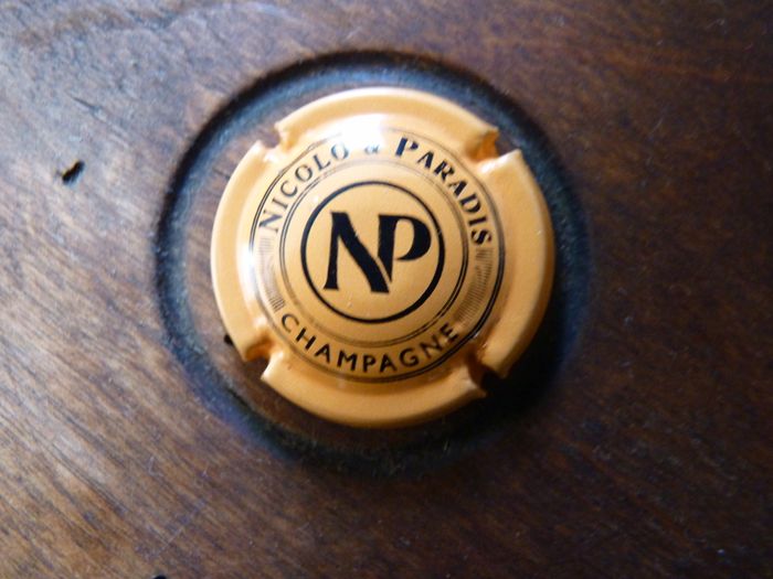 Plaque muselet champagne collection maison Nicolo Paradis TBE - photo numéro 2