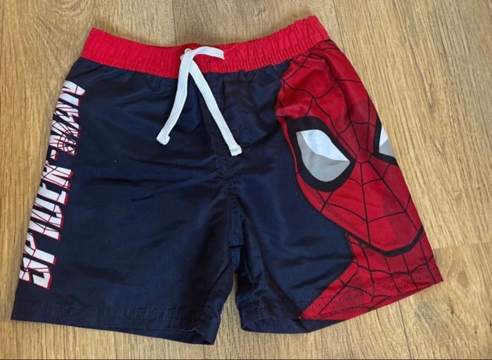Short de bain Spiderman