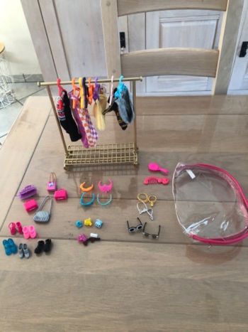 Accessoires poupée Barbie