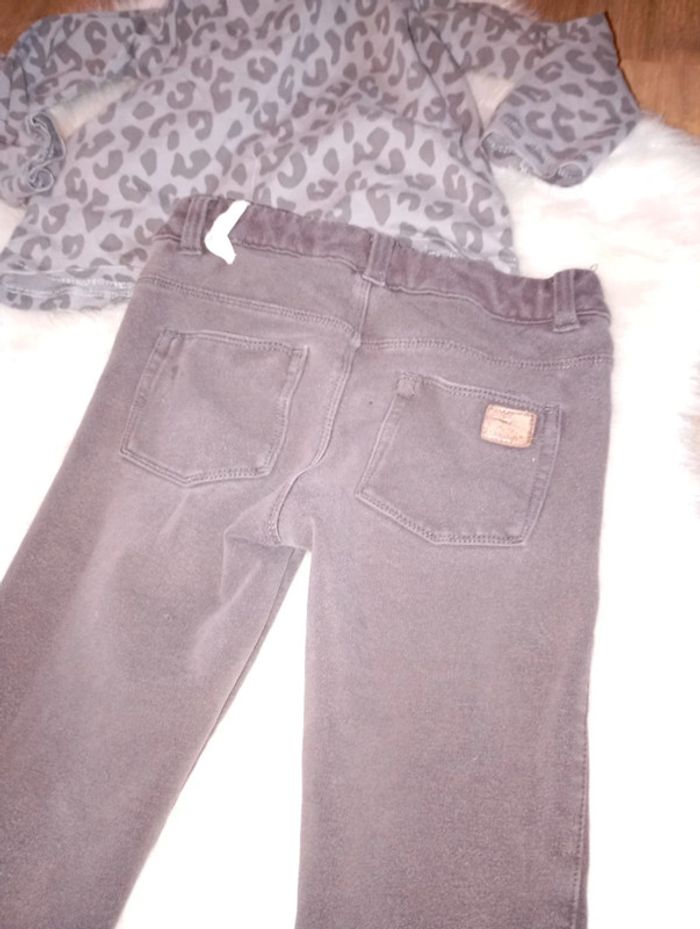 Tenue fille 4/5 ans Disney roi lion 🦁+ bas ikks - photo numéro 9