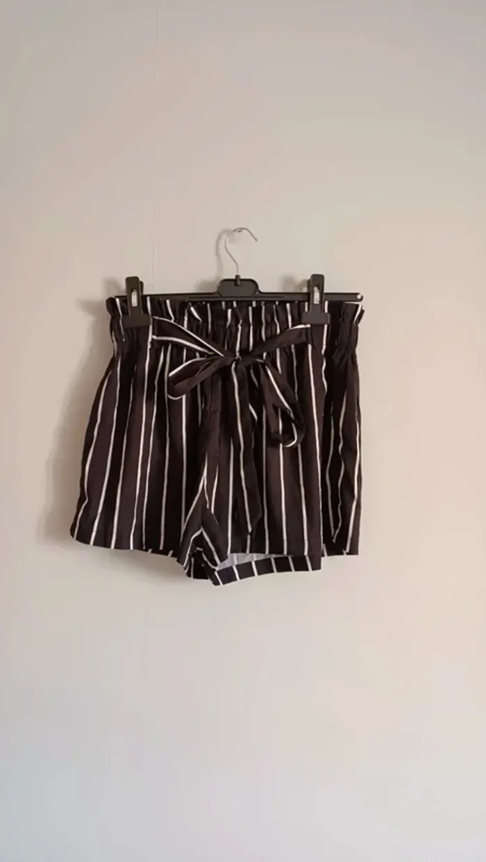 Short rayé