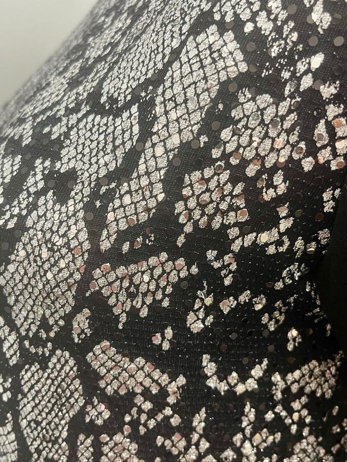 Robe fluide noir&argenté - photo numéro 4