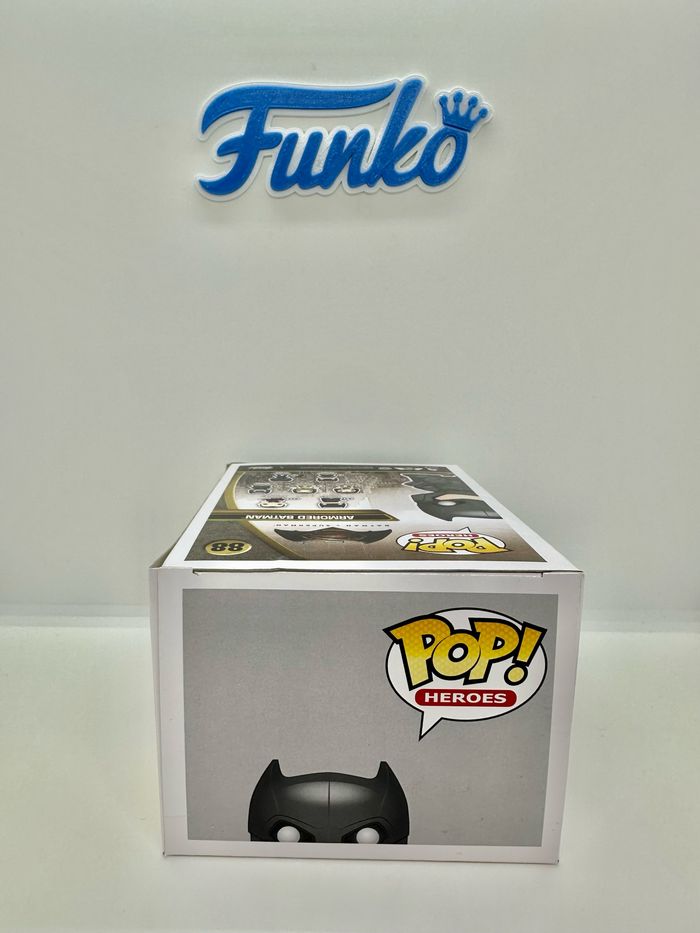 Funko Pop Armored Batman 88 Exclusive 🇺🇸 - photo numéro 6