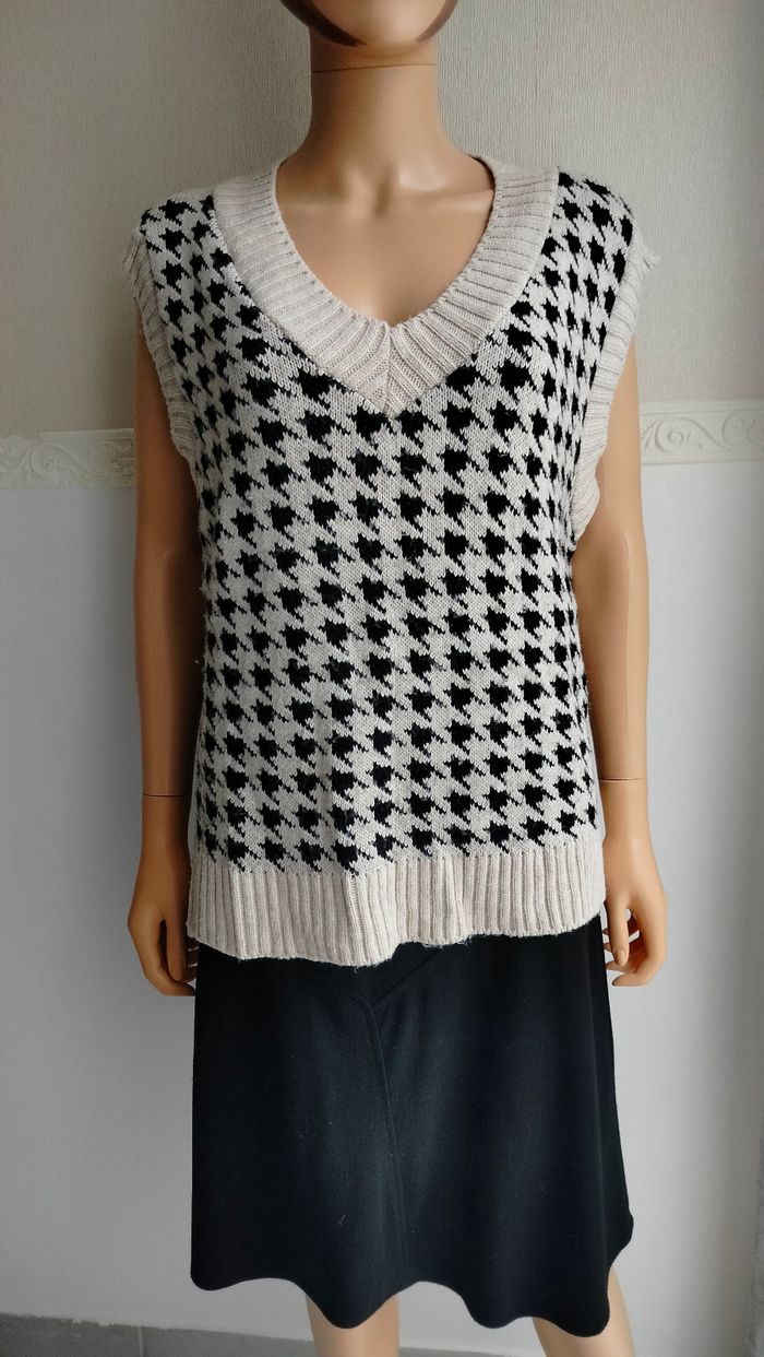 Pull sans manches pied de poule crème et noir T42/44 N*598 - photo numéro 2