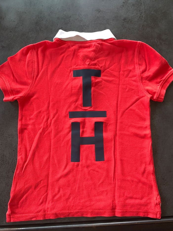 polo rouge tommy Hilfiger  10 ans tbe - photo numéro 2