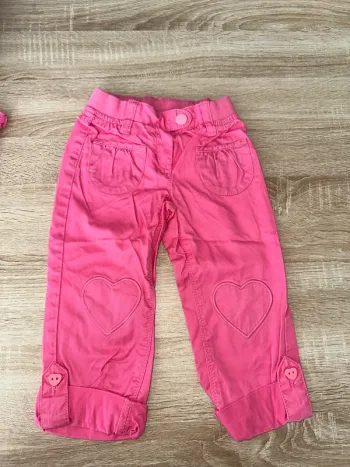 Vend pantalon rose marque vertbaudet taille 3 ans bonne état