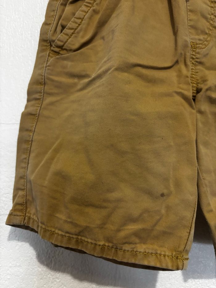 Short moutarde kiabi 7 ans - photo numéro 4