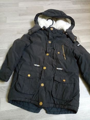 Manteau garçon 6 ans bon état