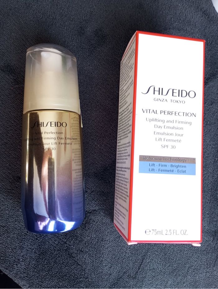 Shiseido vital perfection - photo numéro 3