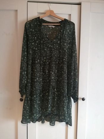 Robe Stradivarius verte