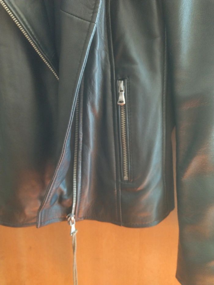 Veste en cuir neuve taille 40 - photo numéro 3