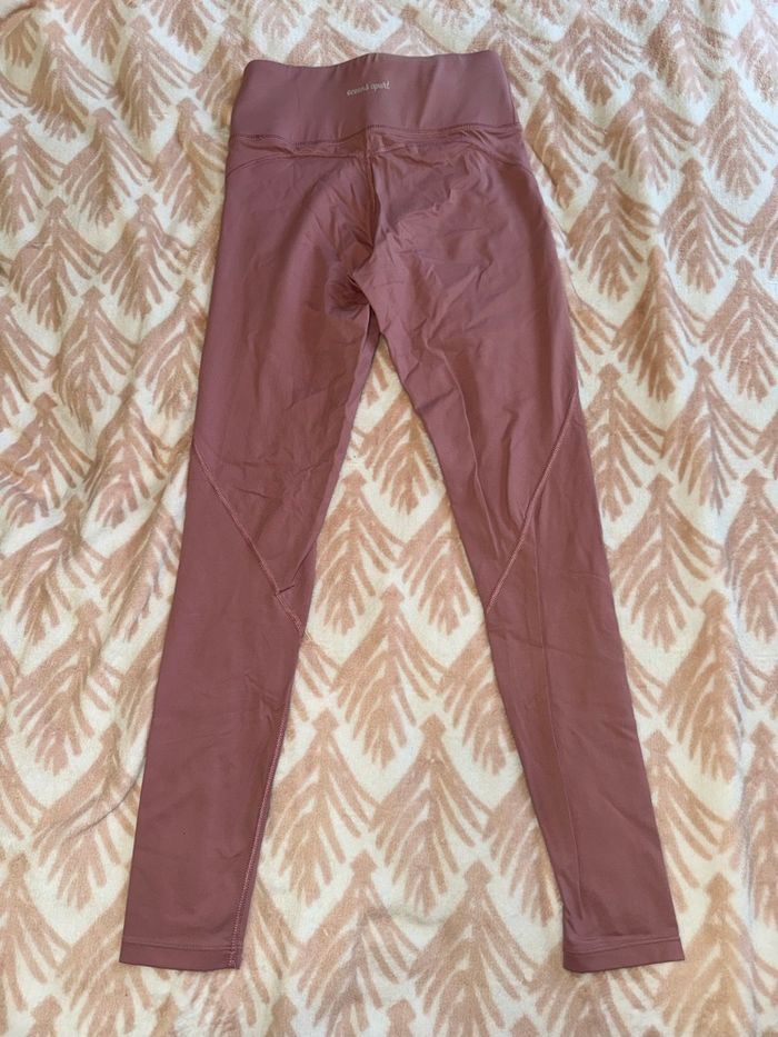 Ensemble de sport Oceans Apart - photo numéro 5