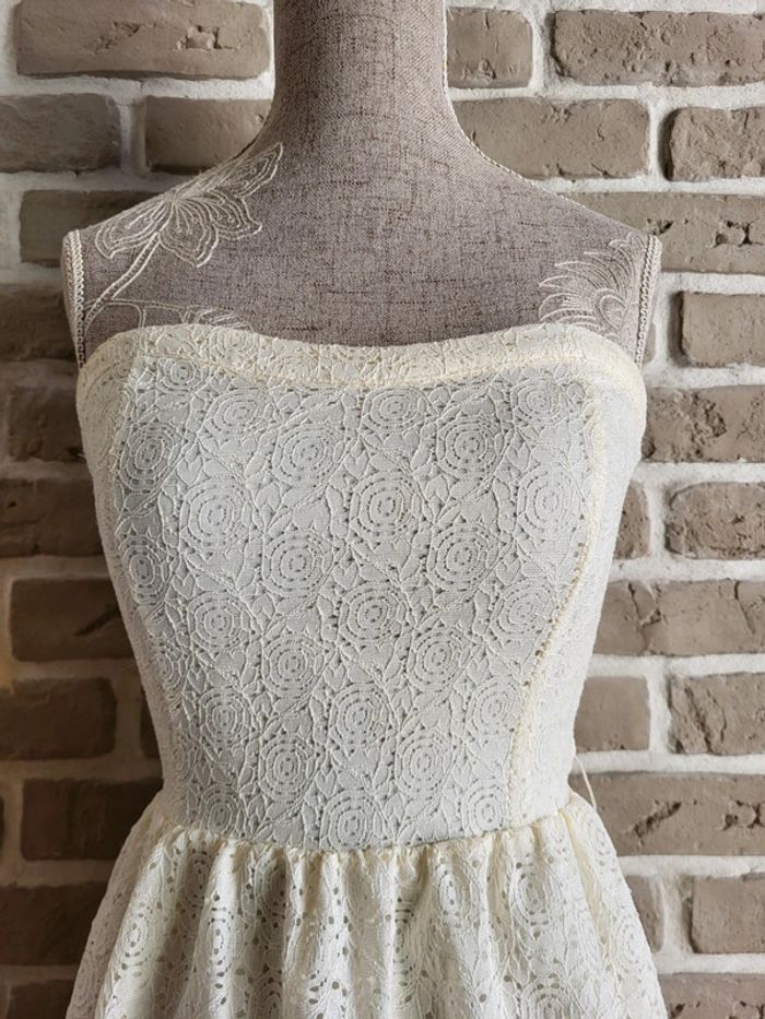 Robe bustier à dentelle blanc ivoire Cache Cache - romantique raffiné - photo numéro 2