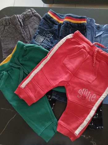 Lot de joggings et pantalons