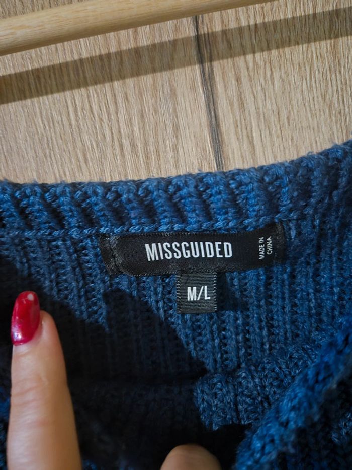 Pull bleu - photo numéro 2